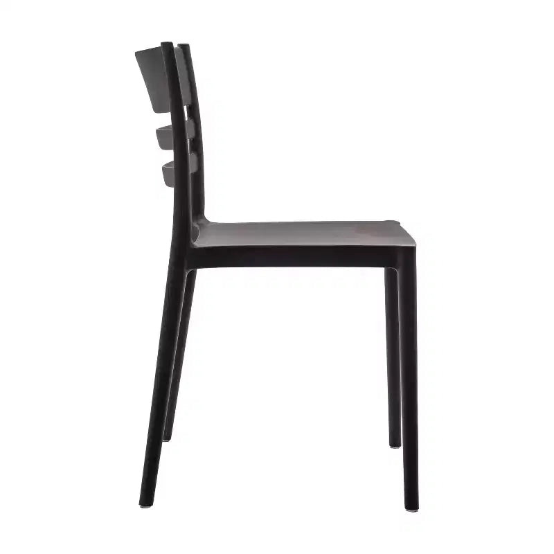 Lot de 2 chaises de patio empilables Bridgeport pour l'intérieur et l'extérieur avec dossier à lattes, chaise commerciale en résine toutes saisons