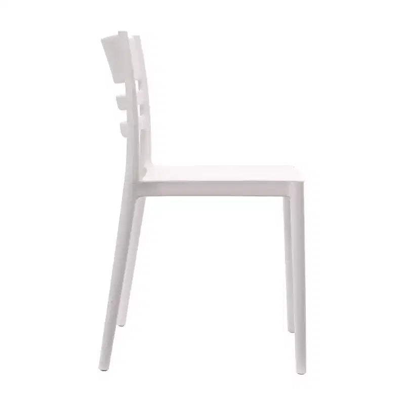 Lot de 2 chaises de patio empilables Bridgeport pour l'intérieur et l'extérieur avec dossier à lattes, chaise commerciale en résine toutes saisons